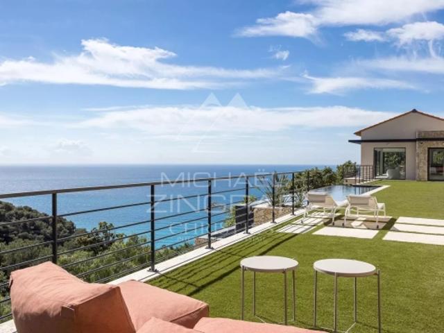 Villa contemporaine d'exception – Vue panoramique mer – Roquebrune Cap Martin