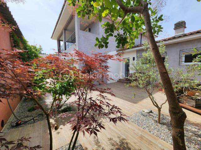 VILLA CONTEMPORAINE ET LOCAL PROFESSIONNEL