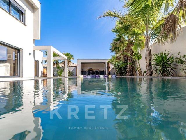 Villa contemporaine en bord de mer