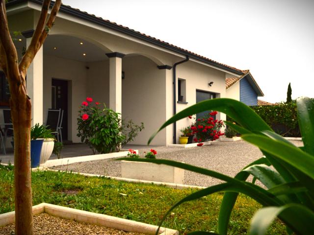 Villa Contemporaine proche de tout commerce à Soustons