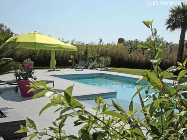 VILLA CONTEMPORAINE PROCHE MER