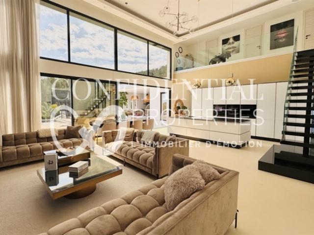 Villa contemporaine, proche port et golf – 83150 BANDOL