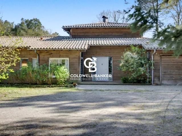 Villa contemporaine quartier arboré de Seignosse bourg