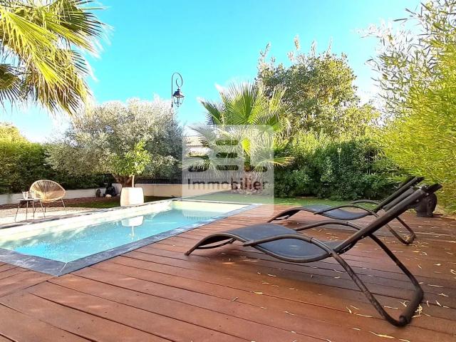Villa contemporaine récente, 5 chambres 190m² Saint Maximin