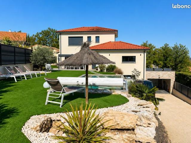 Villa contemporaine récente – Rare sur le secteur