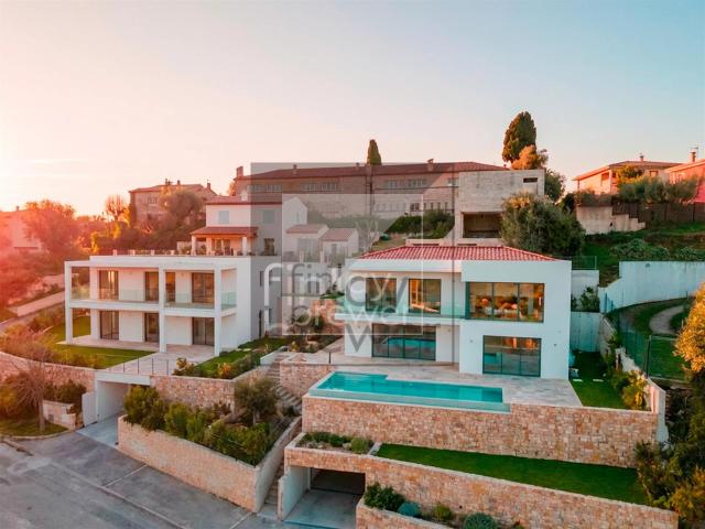 Villa contemporaine vue sur les collines 416m² Nice