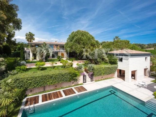 Villa Contemporaine Versant Ouest Cap d'Antibes