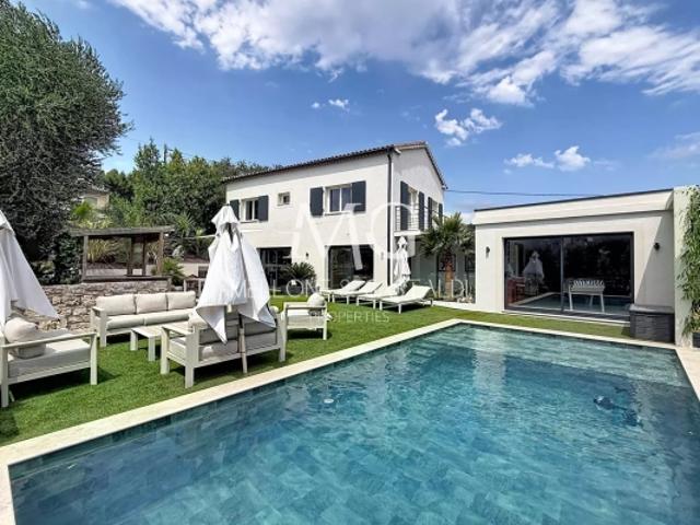 Villa Contemporaine 183 m2 Piscine