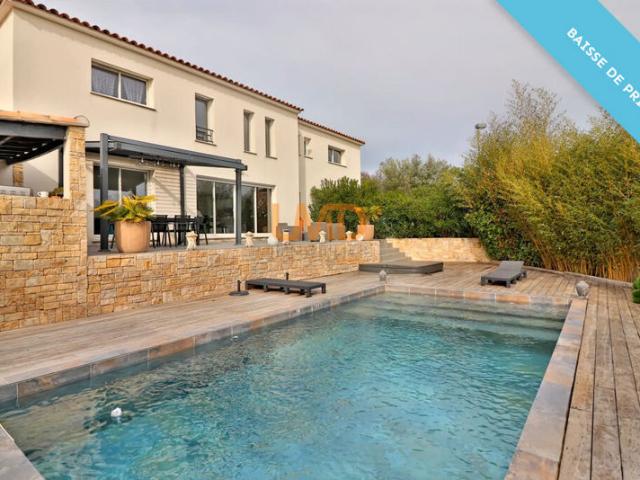 Villa contemporaine 4 chambres Piscine Secteur très recherch