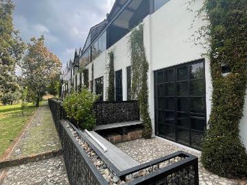 Villa contemporánea Amueblada de 2 niveles en la Sierra Huitepec