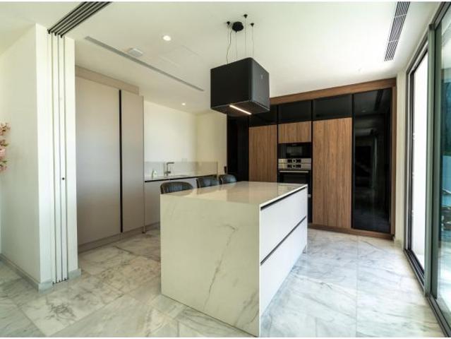 Villa contemporánea con vistas al mar en Costa den Blanes
