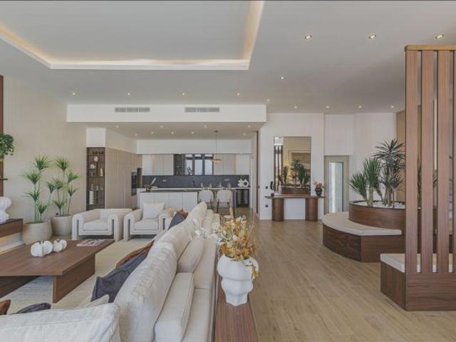 Villa contemporánea de lujo a estrenar con vistas panorámicas al mar e infinity pool en Benalmádena