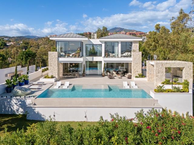 Villa contemporánea de lujo en La Quinta, Marbella