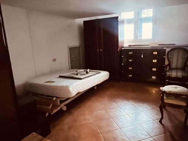 Villa con 5 camere da letto in affitto a Roma