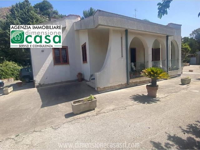 Villa con box doppio a Caltanissetta