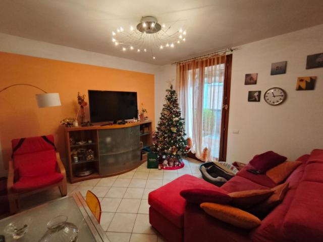 Villa con giardino, Calcinaia fornacette