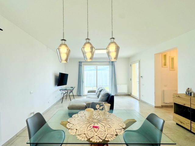 Villa con giardino, Camaiore lido di