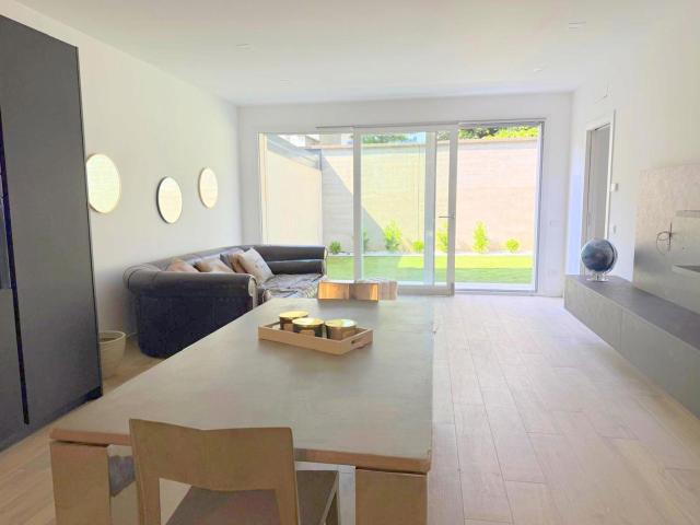 Villa con giardino a Busto Arsizio