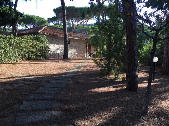 Villa con giardino a Castiglione della Pescaia