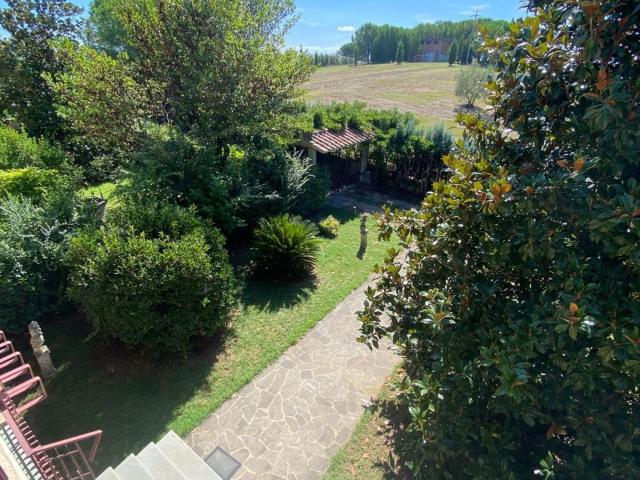 Villa con giardino a Cerreto Guidi