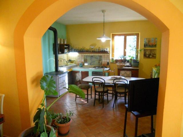 Villa con giardino a Fosdinovo