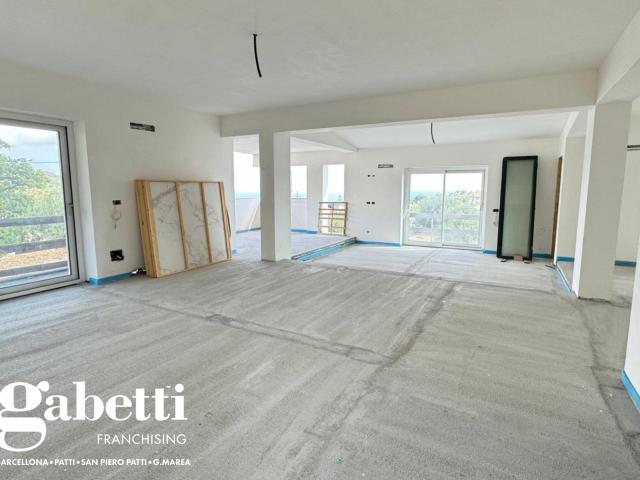 Villa con giardino a Gioiosa Marea
