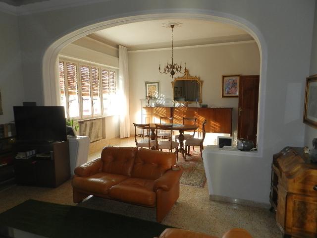 Villa con giardino a Lucca