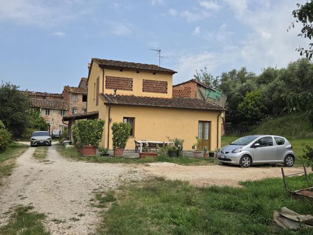 Villa con giardino a Montecarlo
