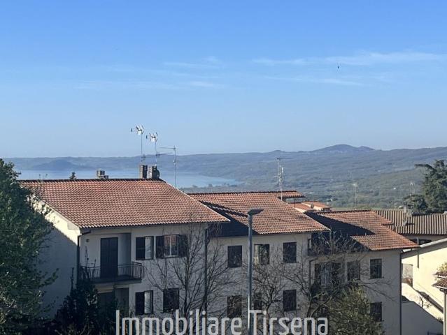 Villa con giardino a San Lorenzo Nuovo