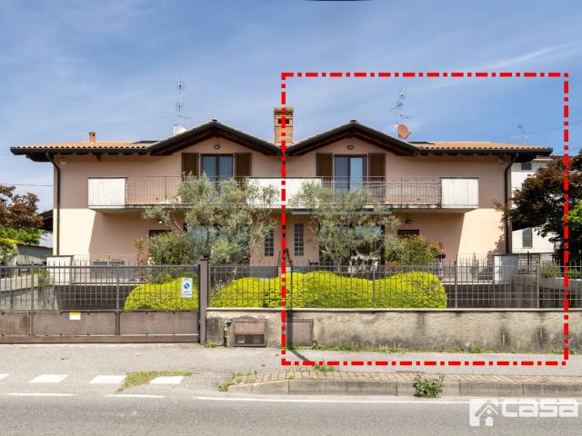 Villa con giardino in via emilio brasca, Trezzo sull'Adda