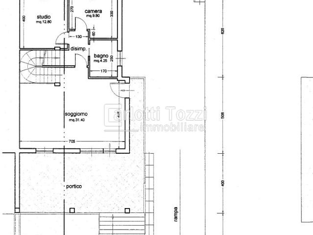 Villa con giardino in via fiesole, Grosseto