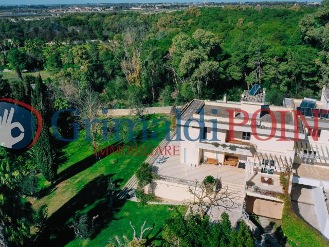 Villa con giardino in via villa bellavista 70, Lecce
