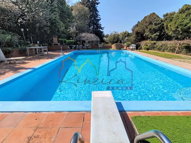 Villa con giardino, Livorno montenero