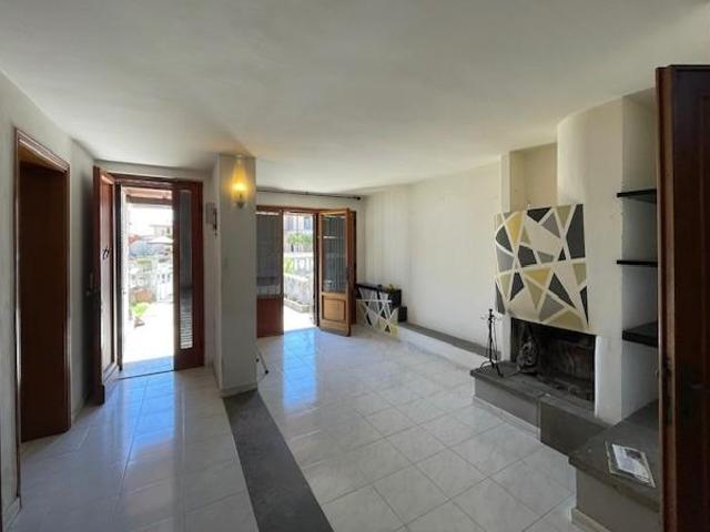 Villa con giardino, Vecchiano nodica