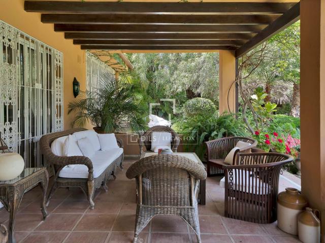 Villa con gran potencial ubicada en una de las zonas residen. 671m² Nueva Andalucia
