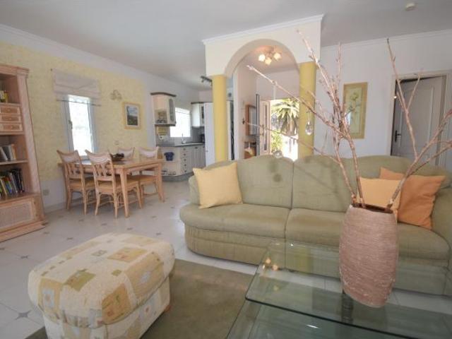 Villa con espectaculares vistas en venta en Tauro