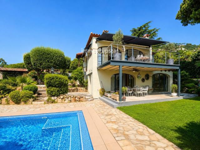 Villa con licencia turística en Calonge 290m² Calonge
