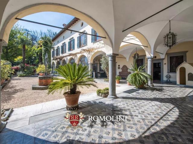 Villa Con Parco Botanico In Vendita Lago Iseo 1580m² Tavernola Bergamasca