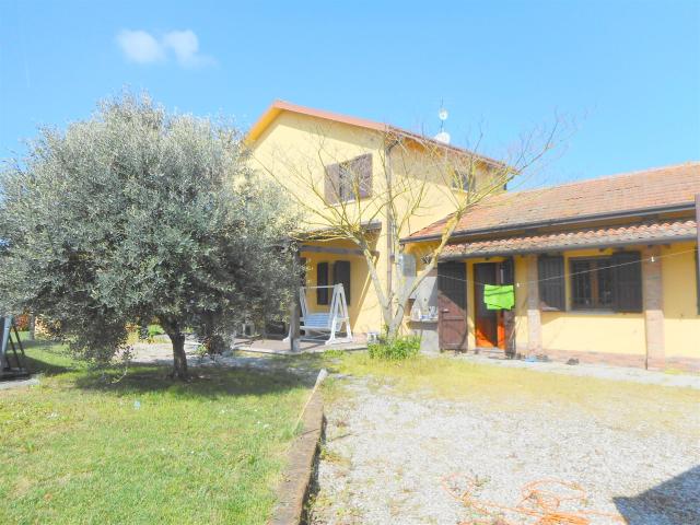 Villa con piscina 172m² Ostellato
