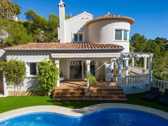 Villa con piscina en venta en Altea 312m² Altea