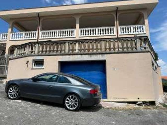 Villa con terrazzo Cigliolo, via ariana