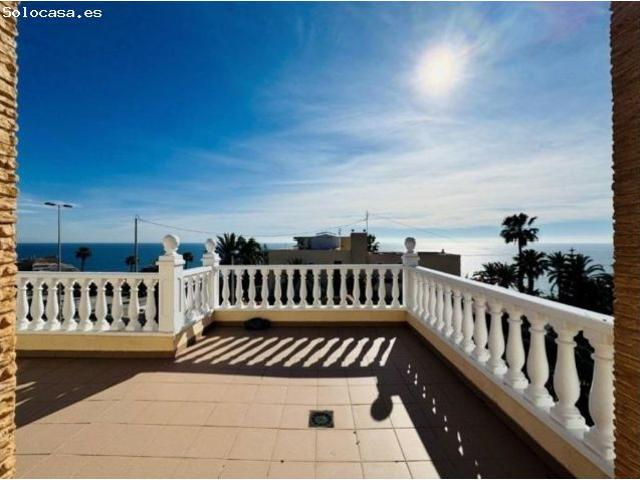 Villa con vistas al mar