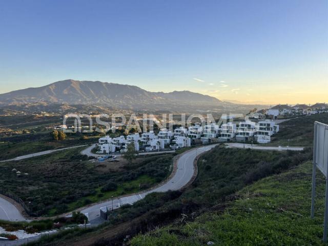 Villa con vistas al mar y al campo de golf en Mijas, Málaga