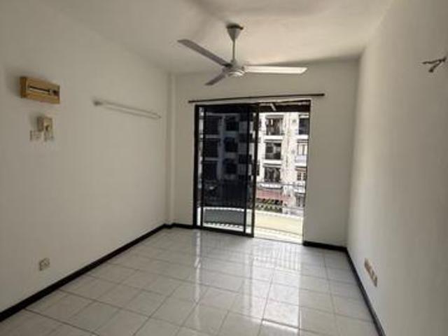 Villa condo relau near golden triangle
