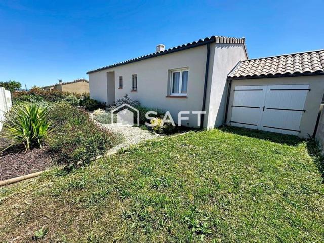 Villa construction 2022 avec jardin, garage