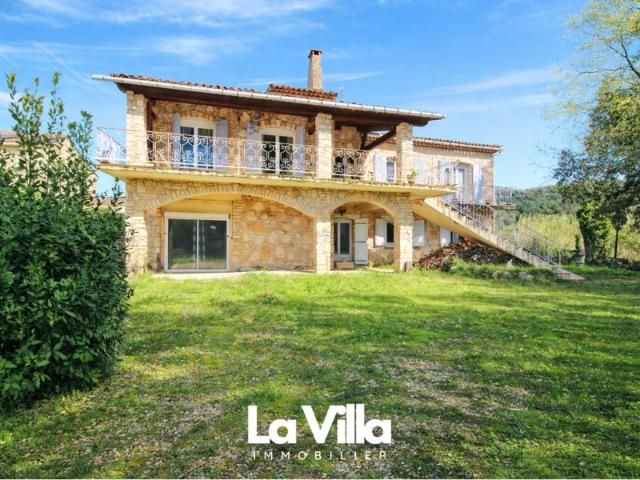 Villa Cornillon 14 pièce s 366 m2