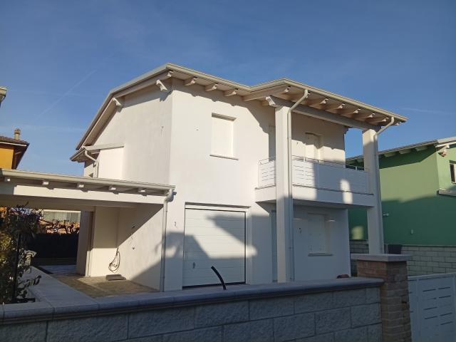 Villa classe A4 in sp358 121, Casalmaggiore