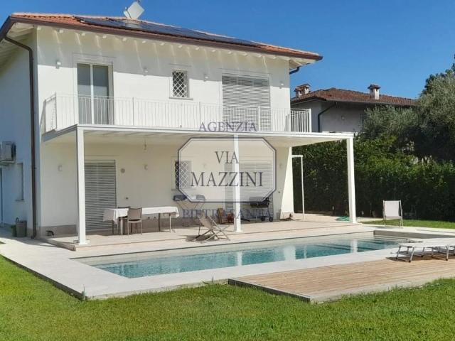 Villa classe A+ a Pietrasanta