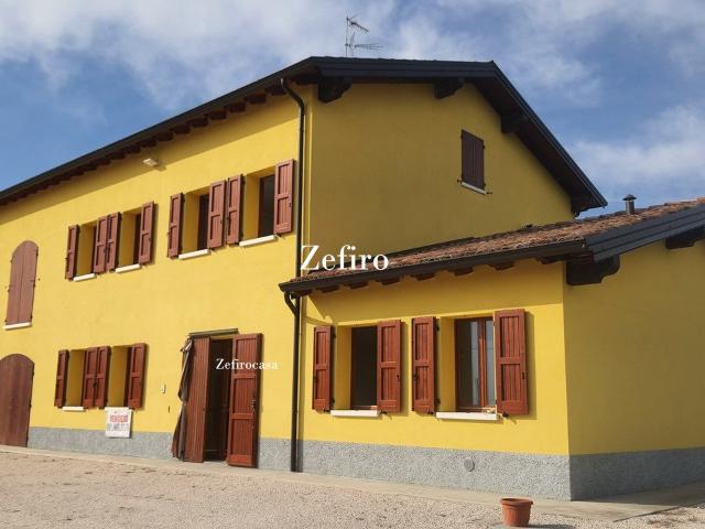 Villa classe A a Rolo