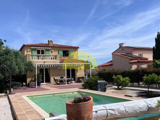 Villa Climatisée 4 faces avec Piscine sur 1001 m de terrain